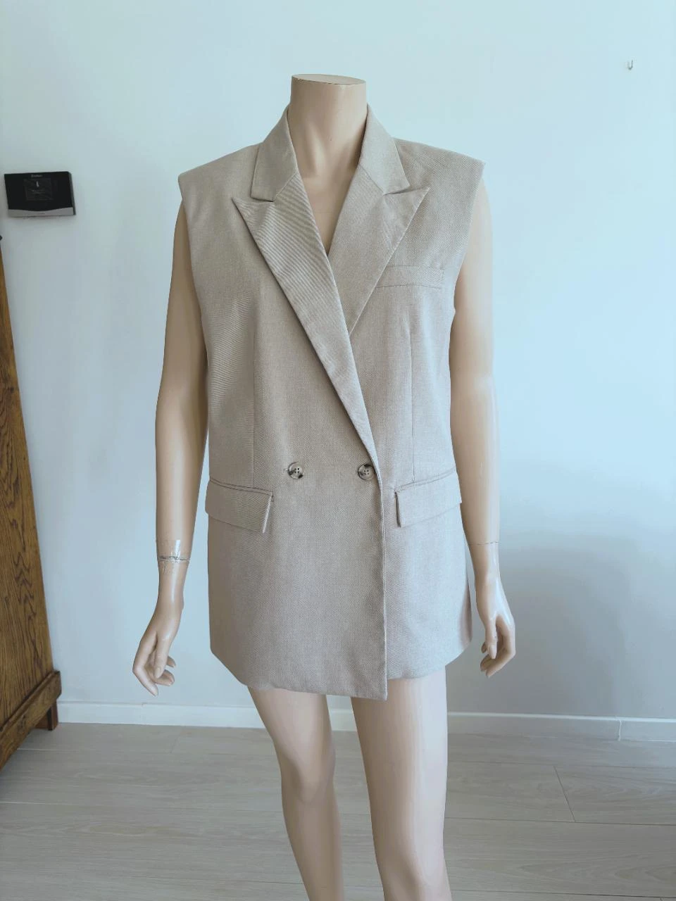 Rouge Vila Sleeveless Blazer – Licht Beige – Maat 36 – Chic & Zo Goed Als Nieuw